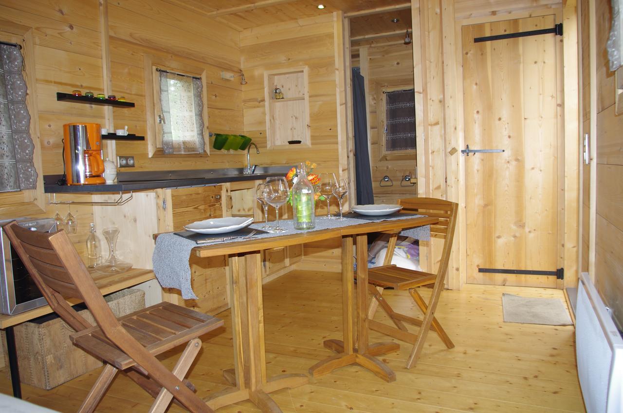 Camping Les Portes Du Beaujolais Anse Exteriér fotografie