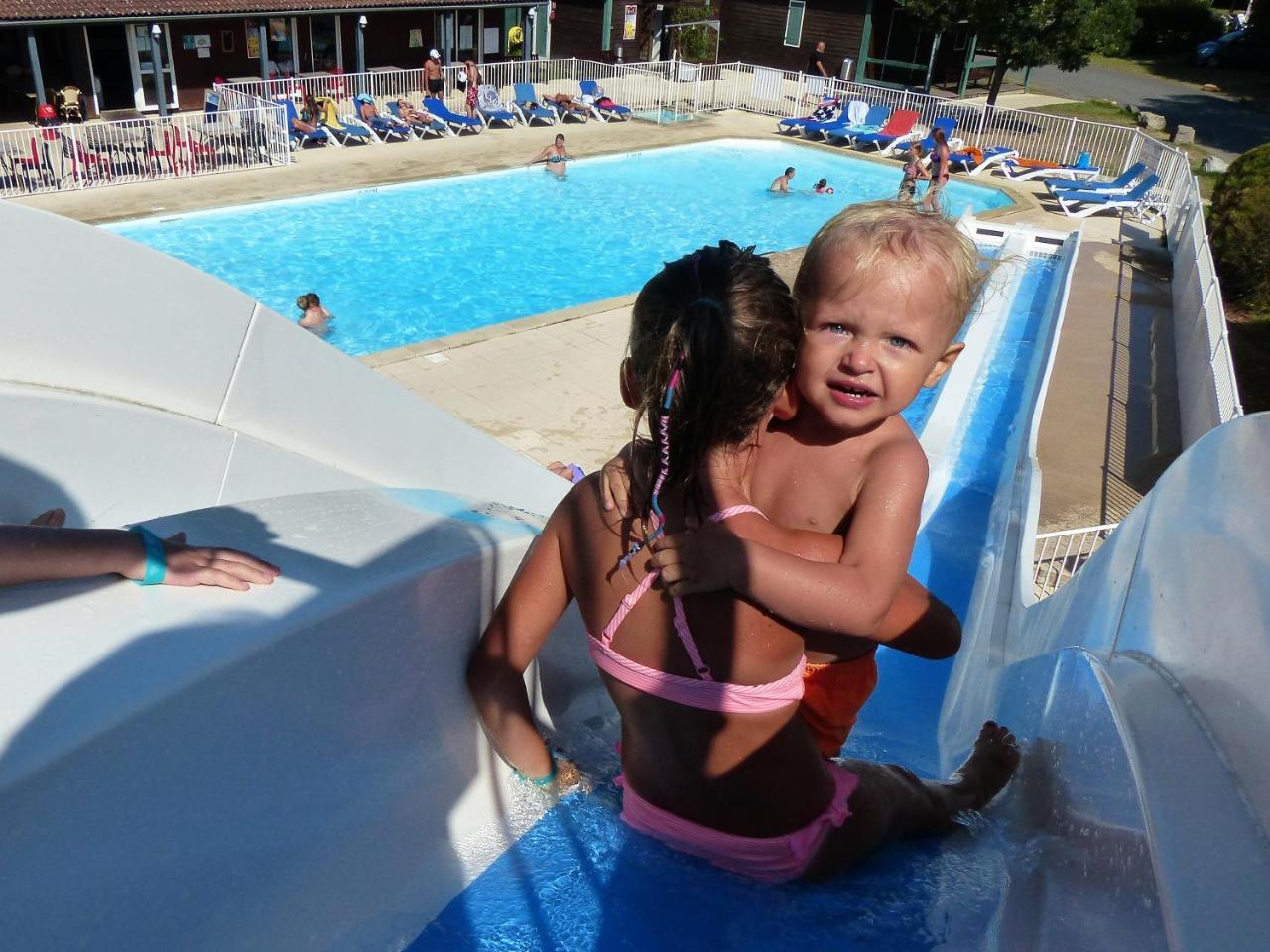 Camping Les Portes Du Beaujolais Anse Exteriér fotografie