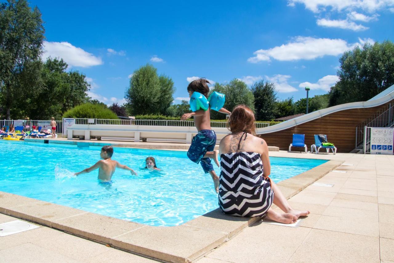 Camping Les Portes Du Beaujolais Anse Exteriér fotografie